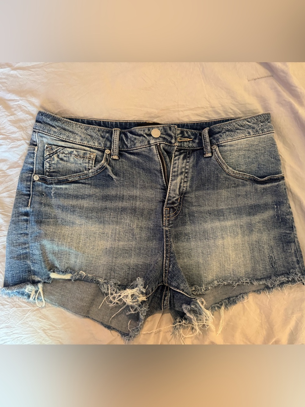 Buckle Black Curvy Distressed Frayed Hem Denim Shorts